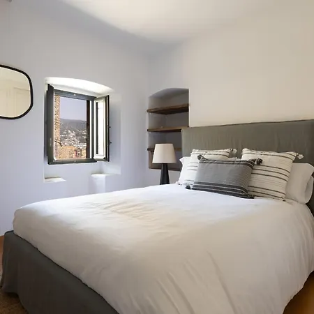 Ferienhaus In A 14th-century House With Pool In Tossa