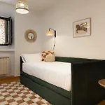 Lets Holidays In A 14th-century House With Pool In Tossa *