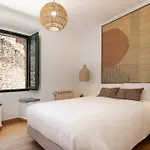 Lets Holidays In A 14th-century House With Pool In Tossa *