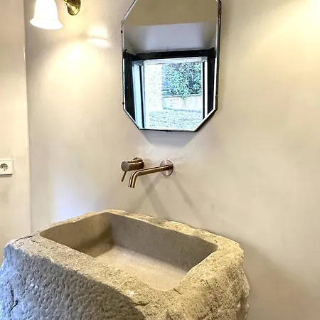 Stay In A 14Th-Century House With Pool In Tossa Tossa de Mar