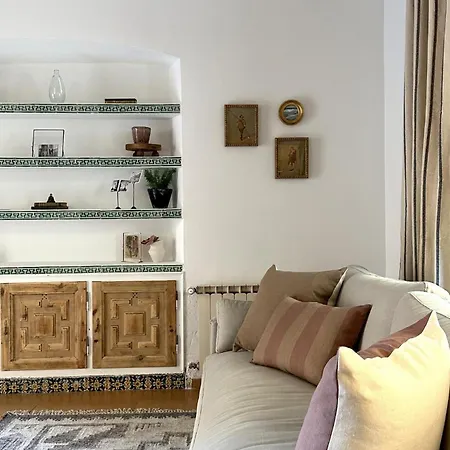 Stay In A 14Th-Century House With Pool In Tossa Holiday home