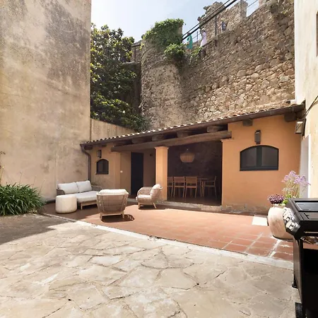 Lets Holidays In A 14th-century House With Pool In Tossa Casa vacanze