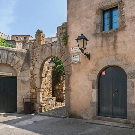 In A 14th-century House With Pool In Tossa Casa vacanze *