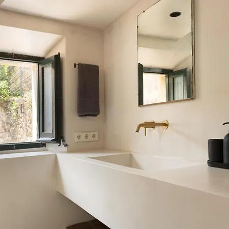 Casa vacanze In A 14th-century House With Pool In Tossa *